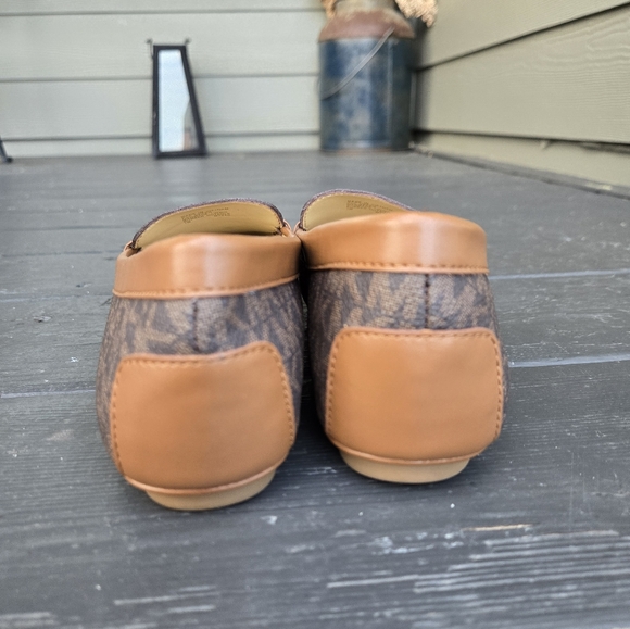 Michael Kors Signature Logo Loafers - Picture 13 of 14